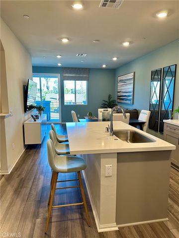 221 N Vincent Avenue, West Covina, CA 91790
