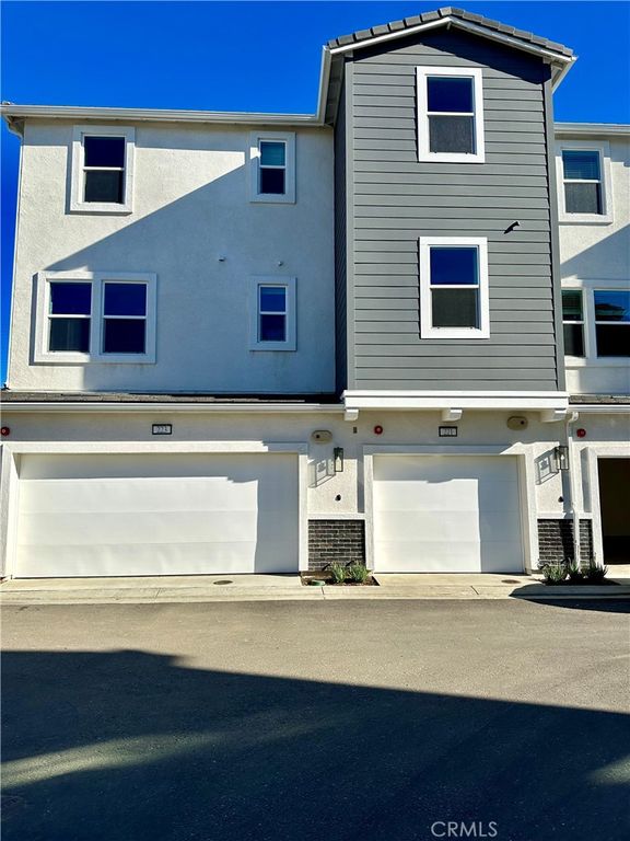 221 N Vincent Avenue, West Covina, CA 91790