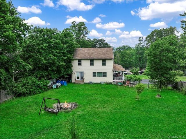 27 Cedar Trail, Monroe, NY 10950