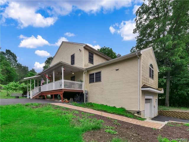 27 Cedar Trail, Monroe, NY 10950