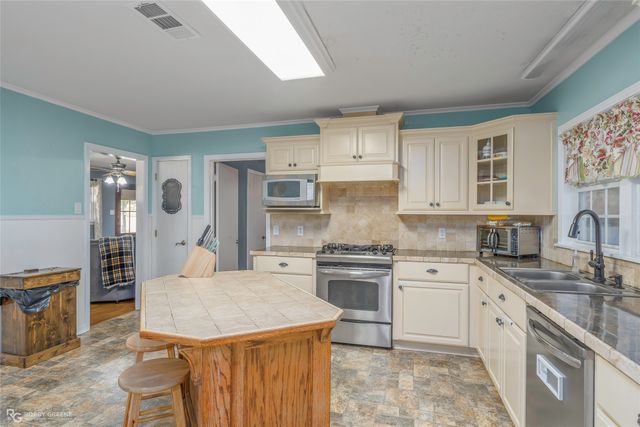 803 Drew Lane, Minden, LA 71055