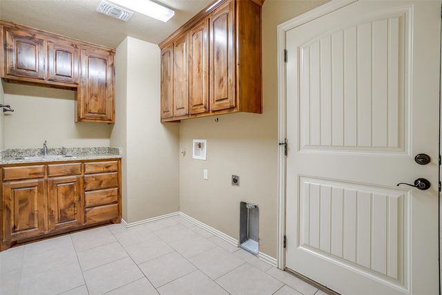 115 Donna Circle, Granbury, TX 76049