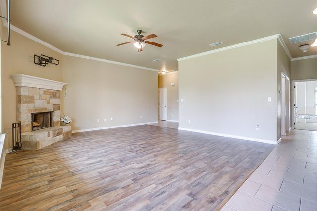 115 Donna Circle, Granbury, TX 76049