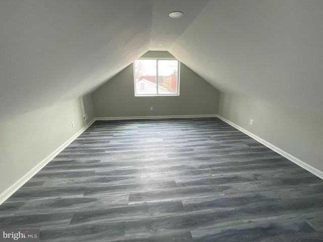 6909 40TH, University Park, MD 20782