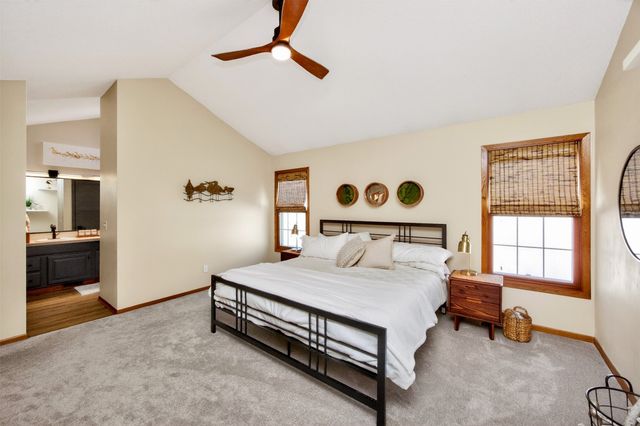 2428 81st Circle, Urbandale, IA 50322