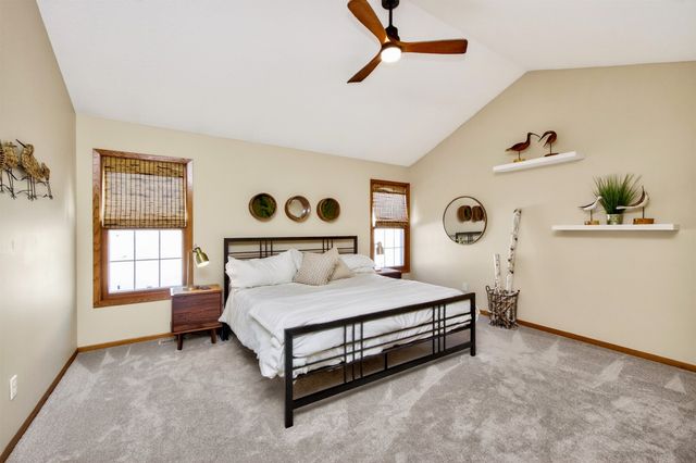 2428 81st Circle, Urbandale, IA 50322