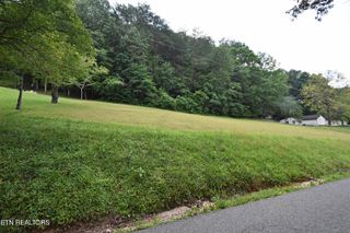 Fairway Drive, Lafollette, TN 37766