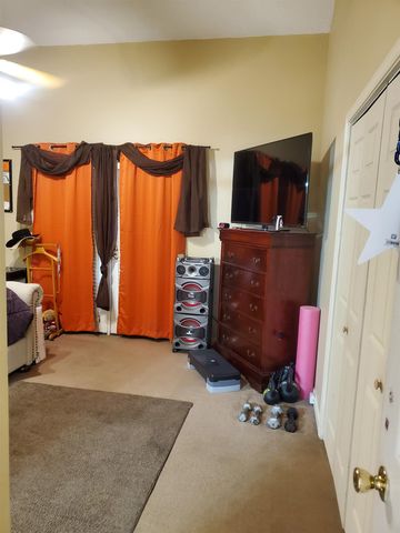 6769 ROSS RIDGE DR, Memphis, TN 38141