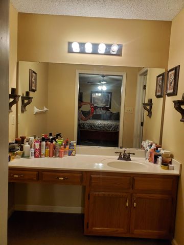 6769 ROSS RIDGE DR, Memphis, TN 38141
