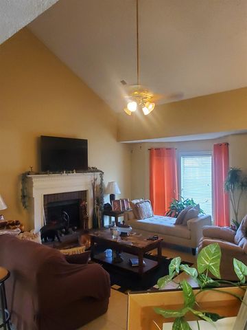 6769 ROSS RIDGE DR, Memphis, TN 38141