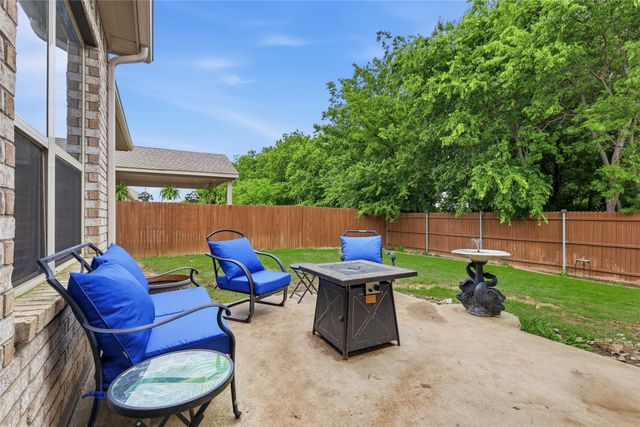 4804 Stillhouse Hollow Lane, Denton, TX 76226