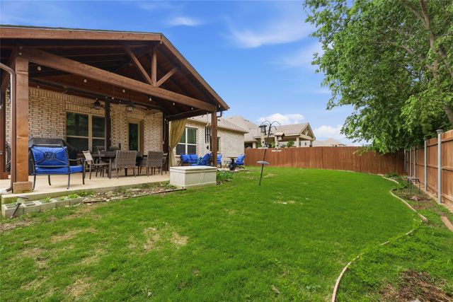 4804 Stillhouse Hollow Lane, Denton, TX 76226