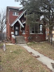 5502 S Clarendon Street, Detroit, MI 48204
