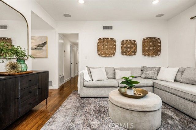 1865 W Tedmar, Anaheim, CA 92804