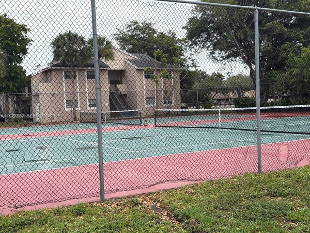 1971 NW 96th Ter 9G, Pembroke Pines, FL 33024