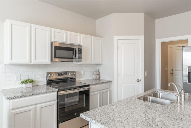 5261 Grassland Drive, Guthrie, OK 73044