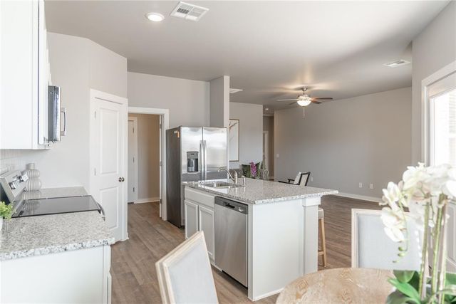 5261 Grassland Drive, Guthrie, OK 73044