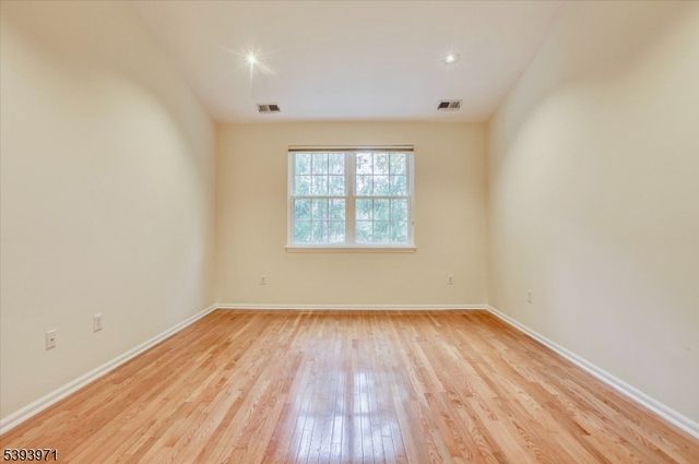 13 Fernwood Ct, Readington Twp., NJ 08889