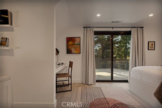 252 Crest Circle, Lake Arrowhead, CA 92352