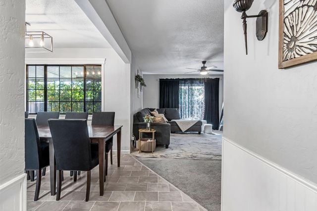 362 W Ashcroft Avenue, Clovis, CA 93612