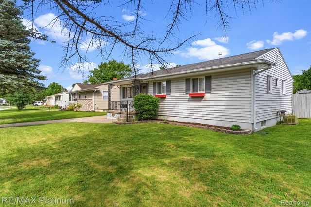 5354 Don Shenk Drive, Swartz Creek, MI 48473