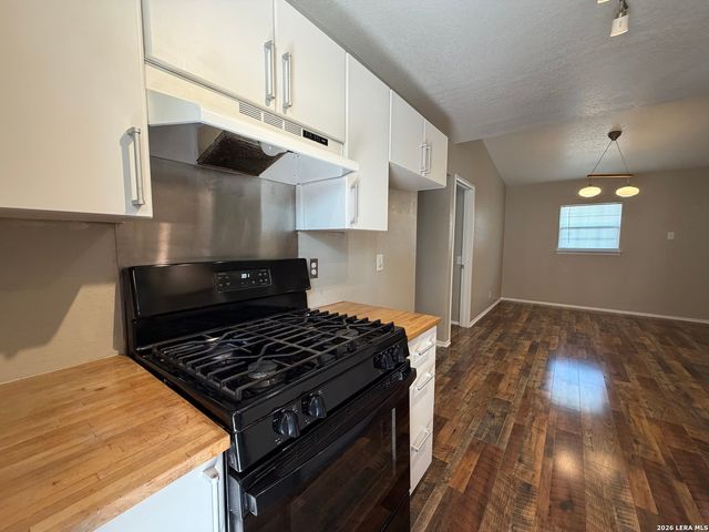 5914 Fir Valley, San Antonio, TX 78242