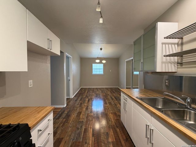 5914 Fir Valley, San Antonio, TX 78242