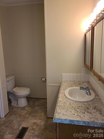 3111 Redbud Place, Lenoir, NC 28645