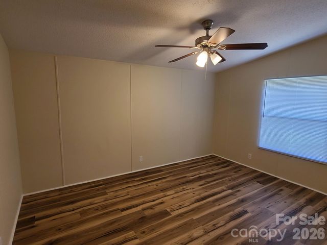 3111 Redbud Place, Lenoir, NC 28645