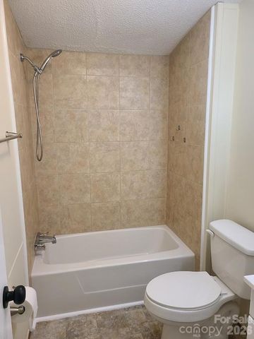 3111 Redbud Place, Lenoir, NC 28645