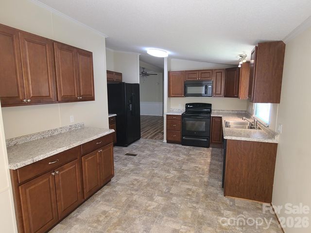 3111 Redbud Place, Lenoir, NC 28645