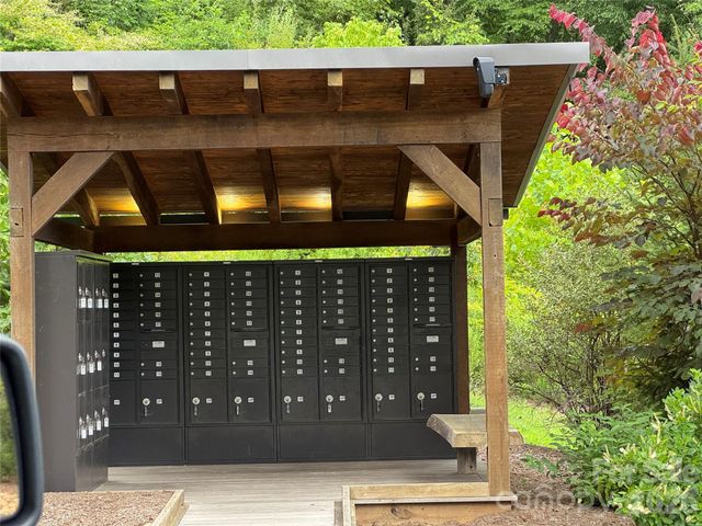 97 High Hickory Trail 2, Swannanoa, NC 28778