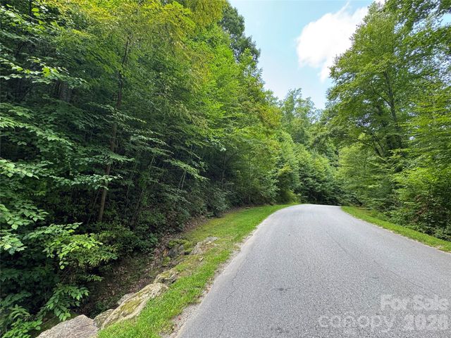 97 High Hickory Trail 2, Swannanoa, NC 28778