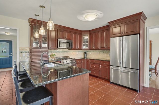 67 Sigwin Drive, Fairfield, CT 06824