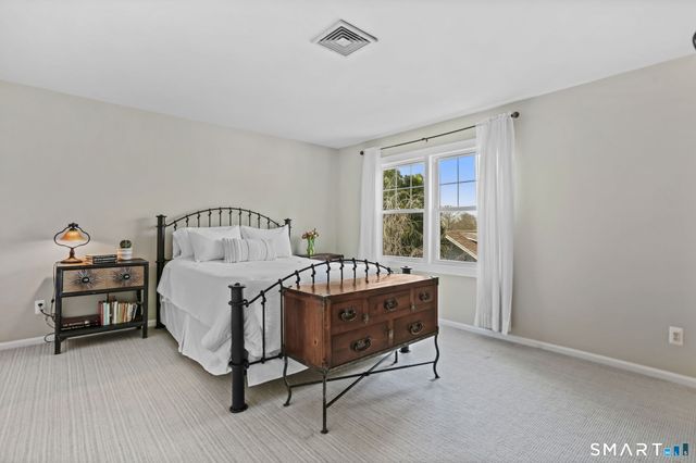 67 Sigwin Drive, Fairfield, CT 06824