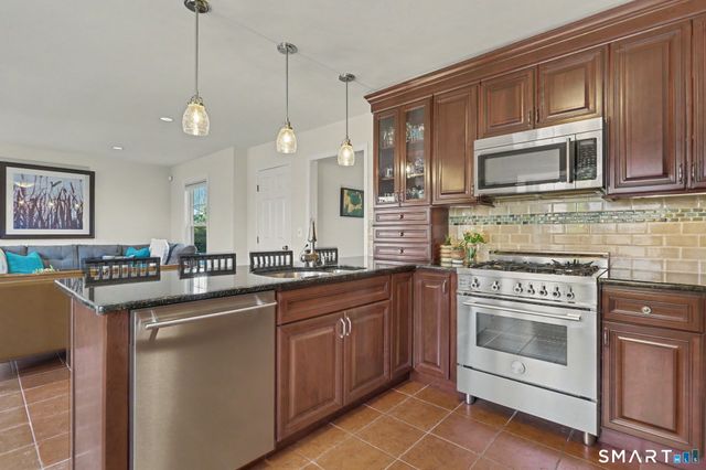 67 Sigwin Drive, Fairfield, CT 06824