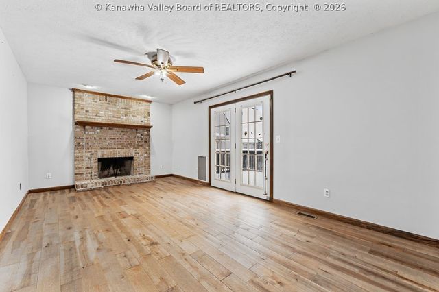 2 Hampton Drive, Winfield, WV 25213