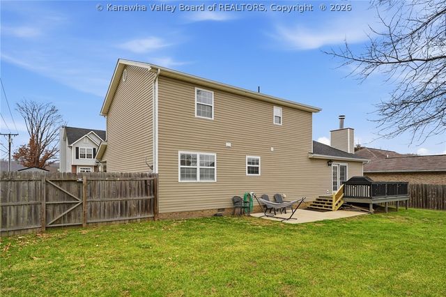 2 Hampton Drive, Winfield, WV 25213