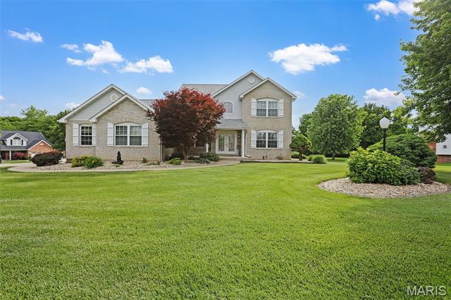 104 Oakland Drive, Troy, IL 62294