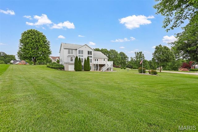 104 Oakland Drive, Troy, IL 62294