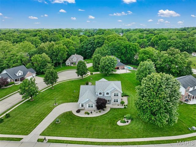 104 Oakland Drive, Troy, IL 62294