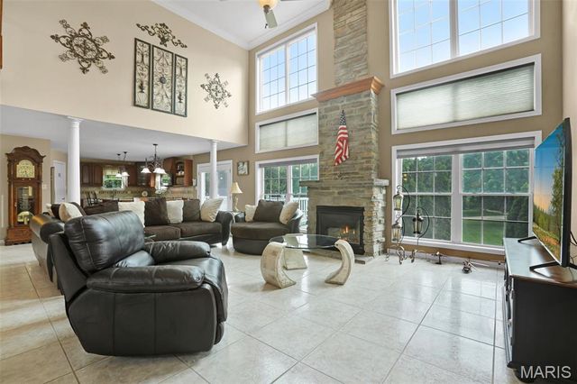 104 Oakland Drive, Troy, IL 62294