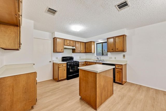 2411 Roehampton DR, Austin, TX 78745