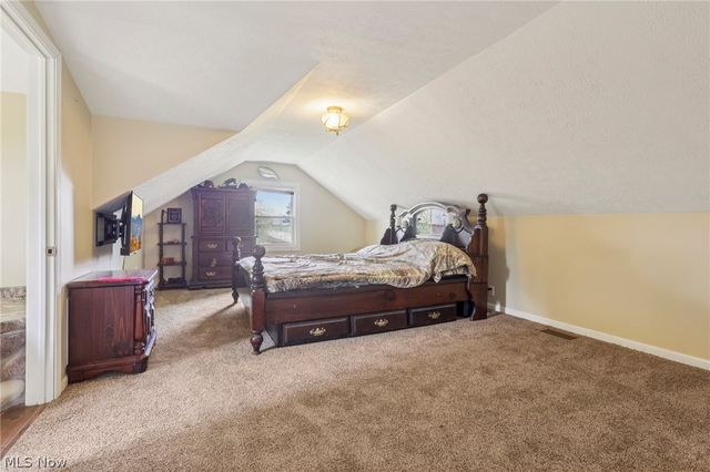 5777 Nave Street SW, Canton, OH 44706