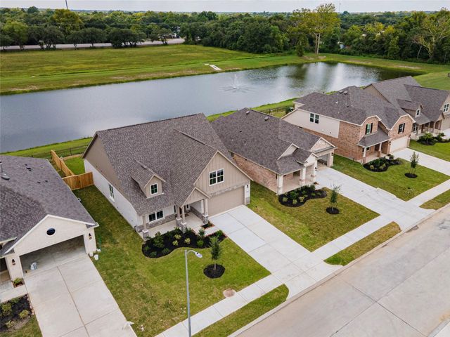 15307 Laurel Oak Lane, Santa Fe, TX 77517