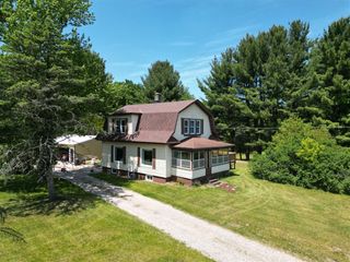 9221 Vinton Avenue, Sparta, MI 49345