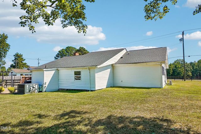 5829 Christian Light Road, Fuquay Varina, NC 27526