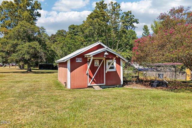 5829 Christian Light Road, Fuquay Varina, NC 27526