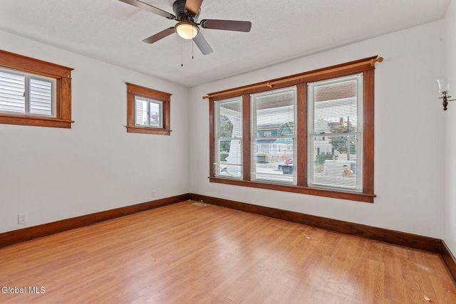 41 109th Street, Troy, NY 12182