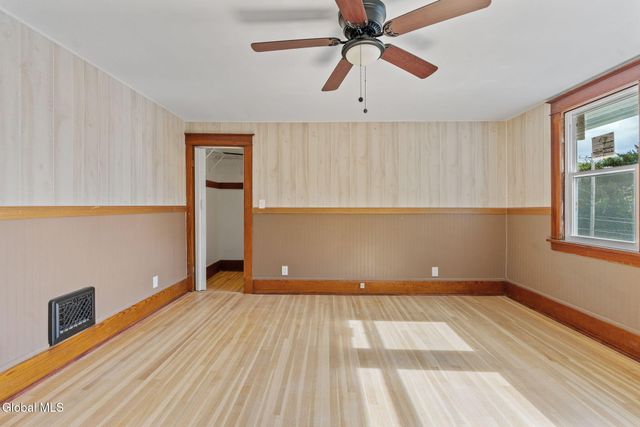 41 109th Street, Troy, NY 12182